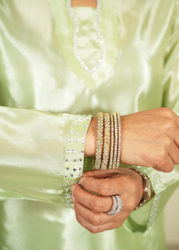 Chandani by Saabeens